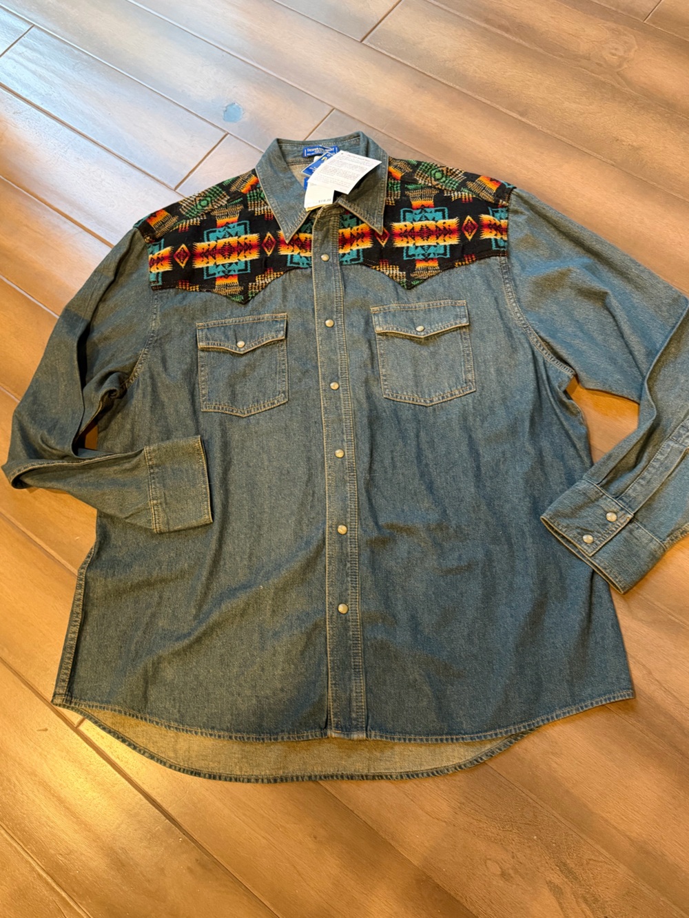 Pendleton Blue Denim Shirt with Multicolor Southwestern Yoke..NWT, VINTAGE - Picture 4 of 13